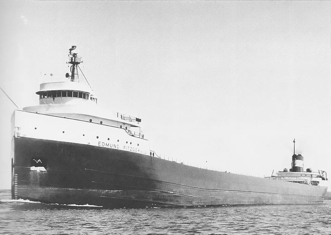 SS Edmund Fitzgerald underway (US Army Corps of Engineers)