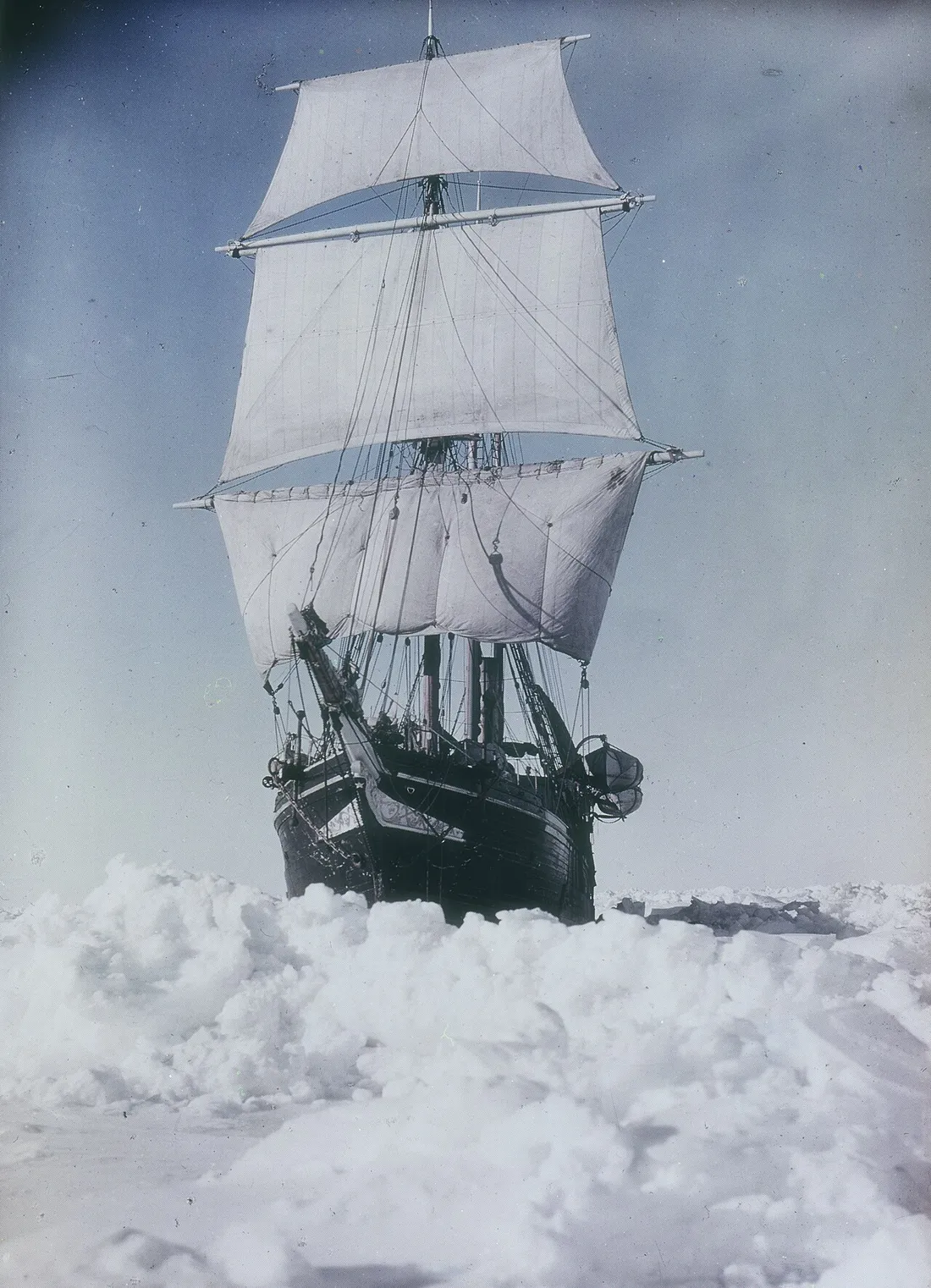 Endurance under sail trying to break through pack ice, Weddell Sea